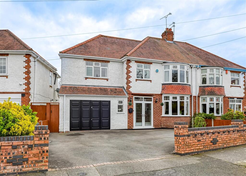 Main image of property: 65 Coppice Road, Finchfield, Wolverhampton, WV3 8BW