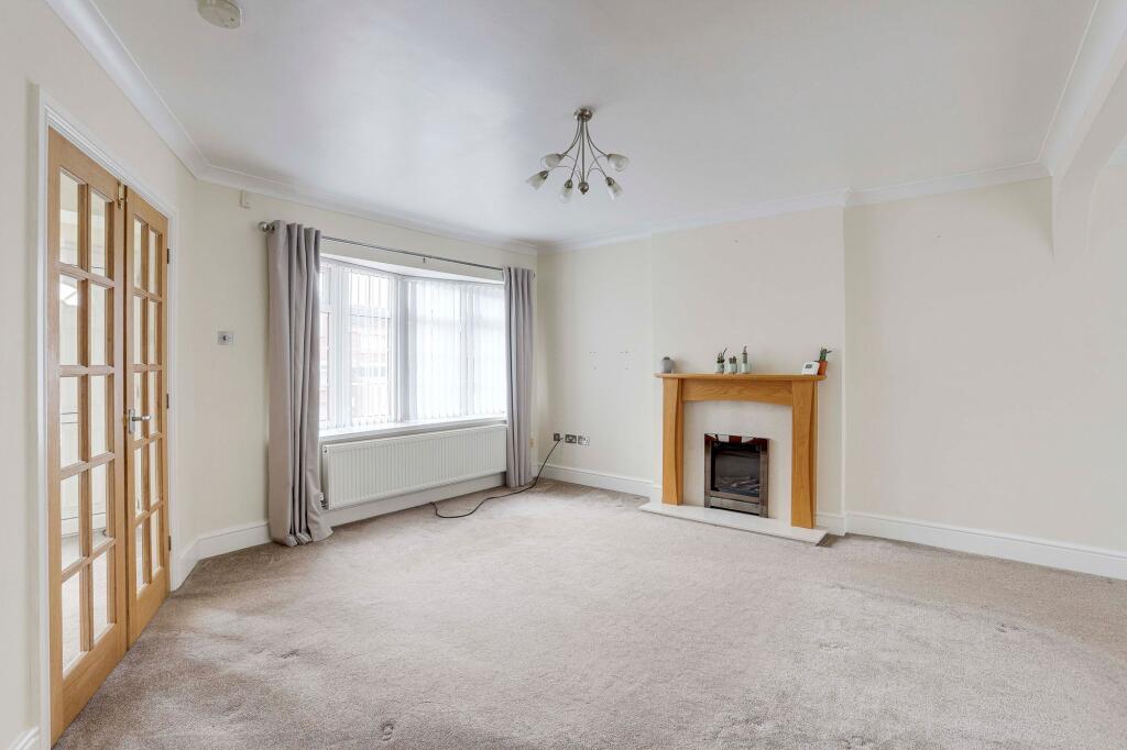 Houldsworth Rise, Arnold, NG5 photo 3