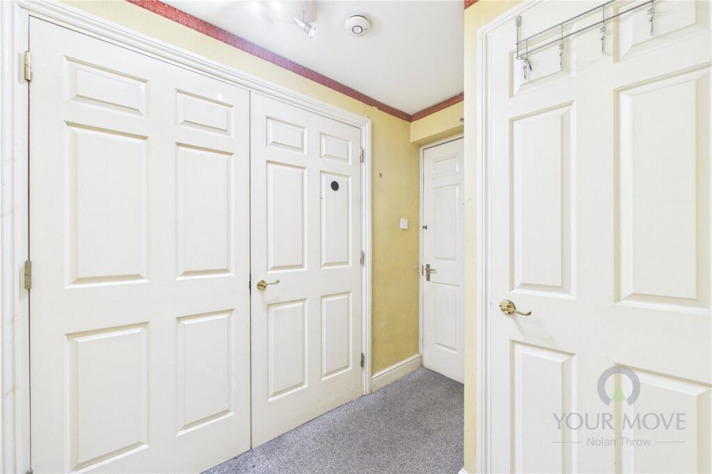 Apartment in Northampton, West Northamptonshire - More