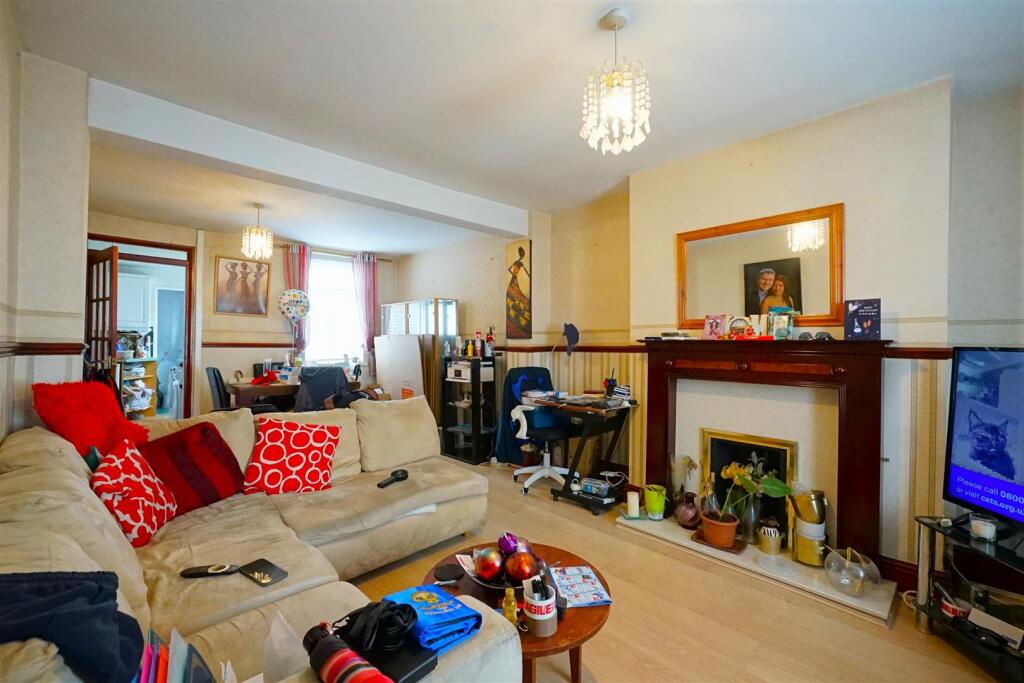 House in Lancaster - View 2