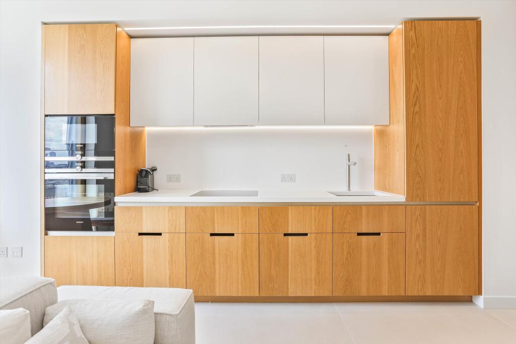 Apartment in London - View 4