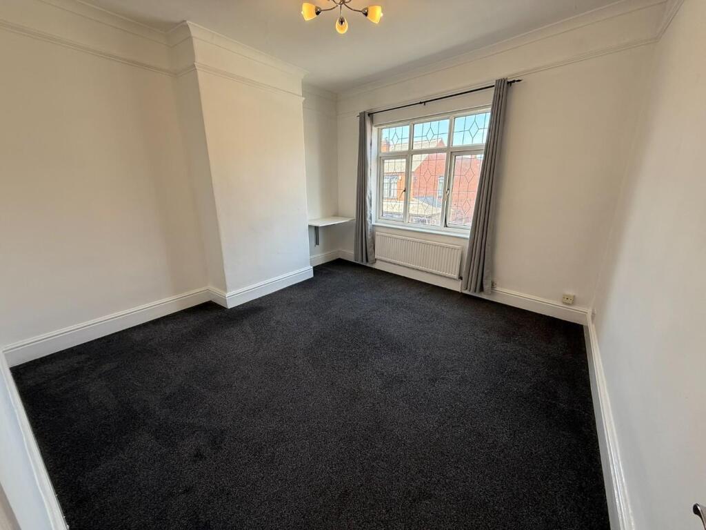 House in Wakefield - View 5