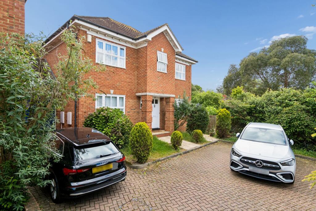 Main image of property: The Clover Field, Bushey, WD23