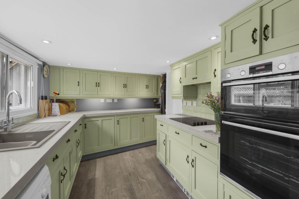 Debden Green, Saffron Walden, Essex, CB11 photo 4