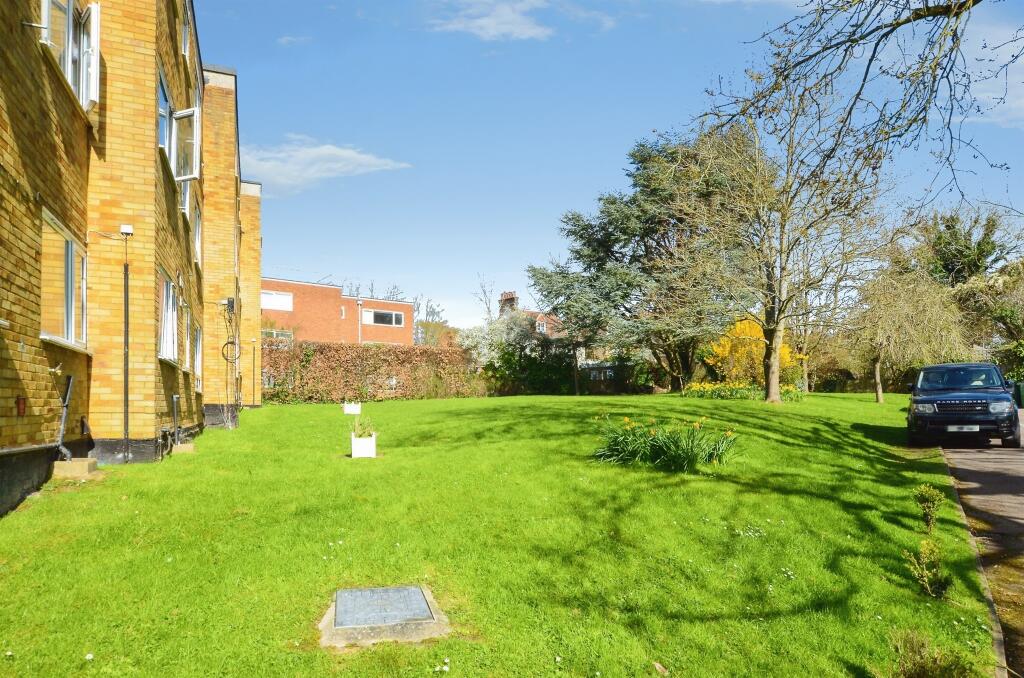 Additional image 18 of Milton Road, Harpenden