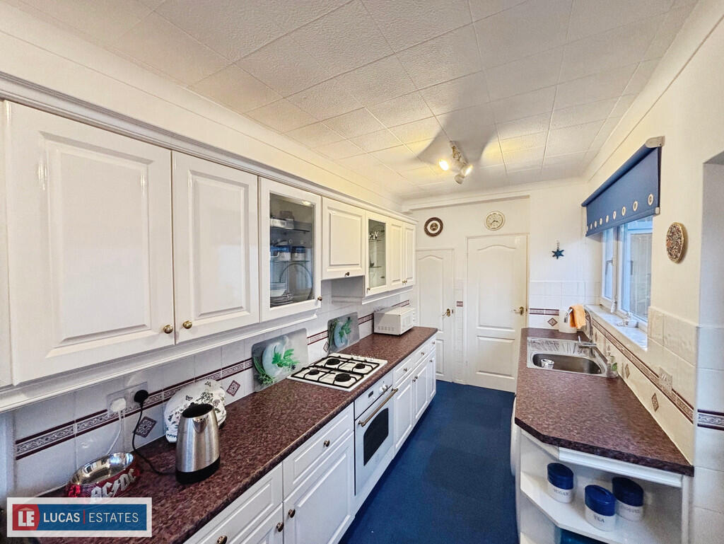 Pengam Road, Ystrad Mynach, Hengoed photo 3
