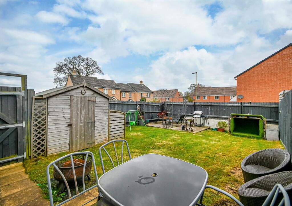 49 Hough Way, Shifnal photo 4