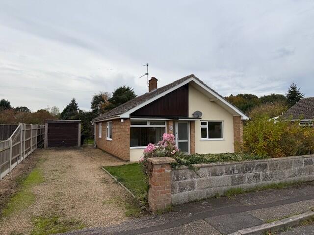 3-bed house on 8 Willow Close, Wortwell, Harleston, Norfolk IP20 0EG, £180,000
