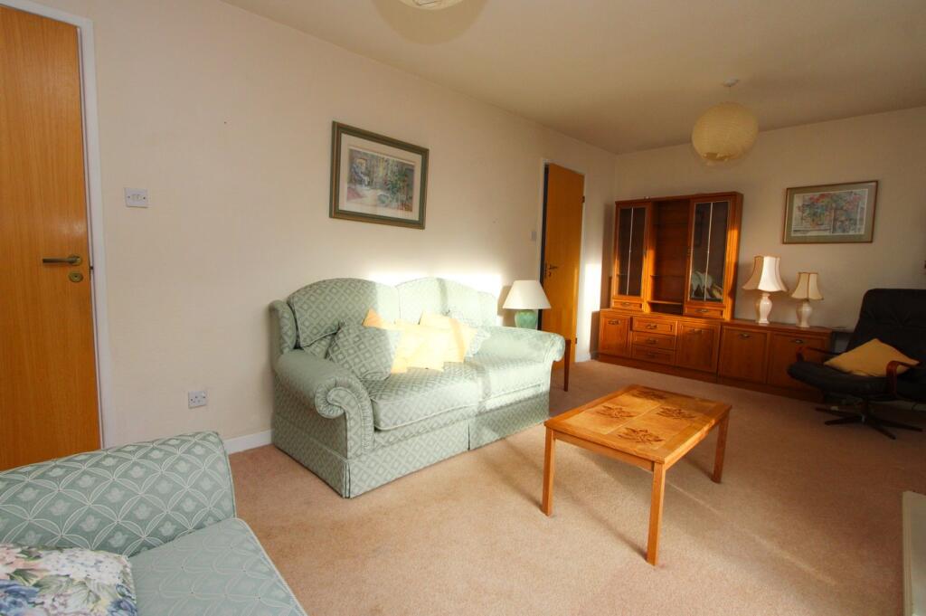 Walshe Avenue, Chipping Sodbury, BS37 - View 6
