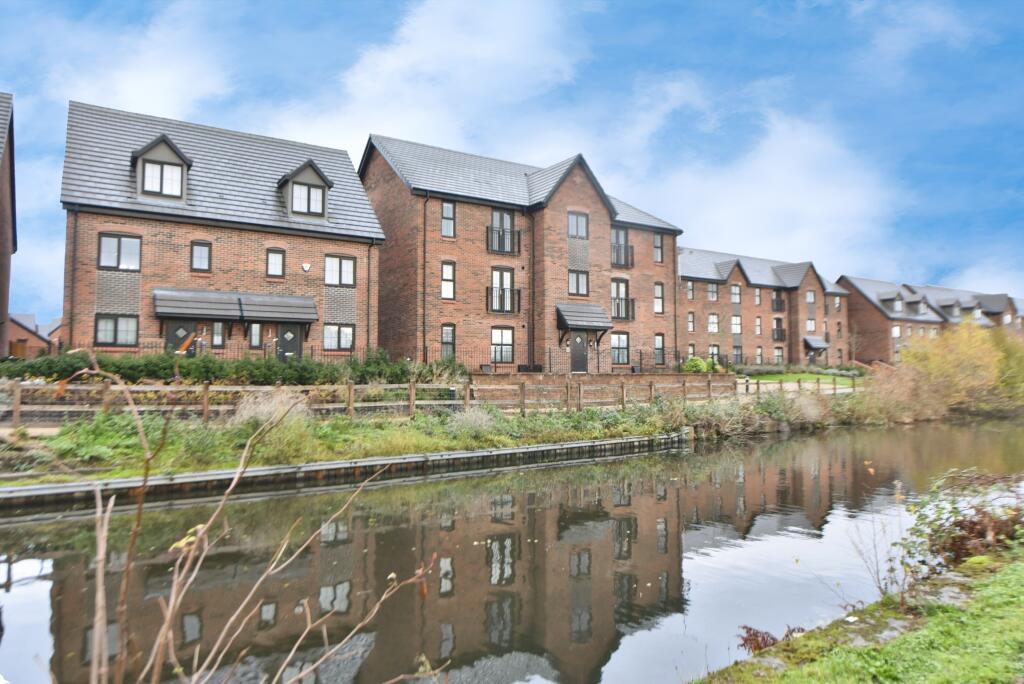 2-bed flat on Quinn Square, Manchester, M43, £240,000