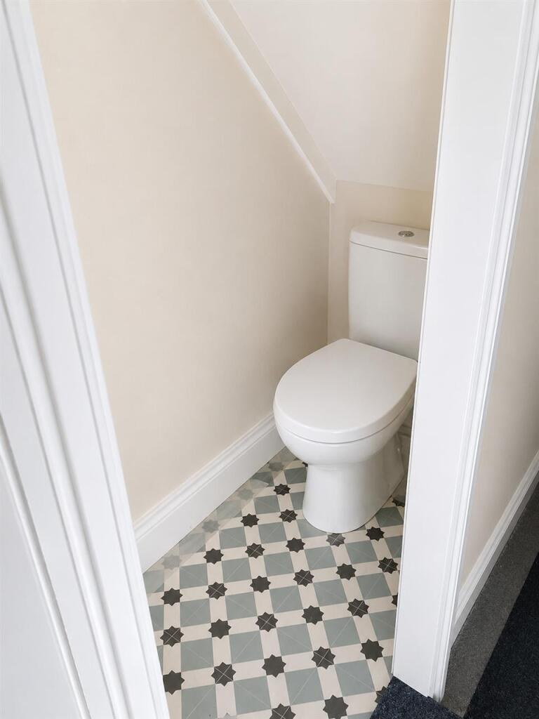 5 bedroom property for rent