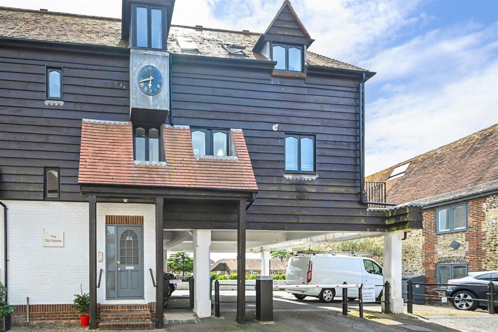 Main image of property: River Road, Arundel