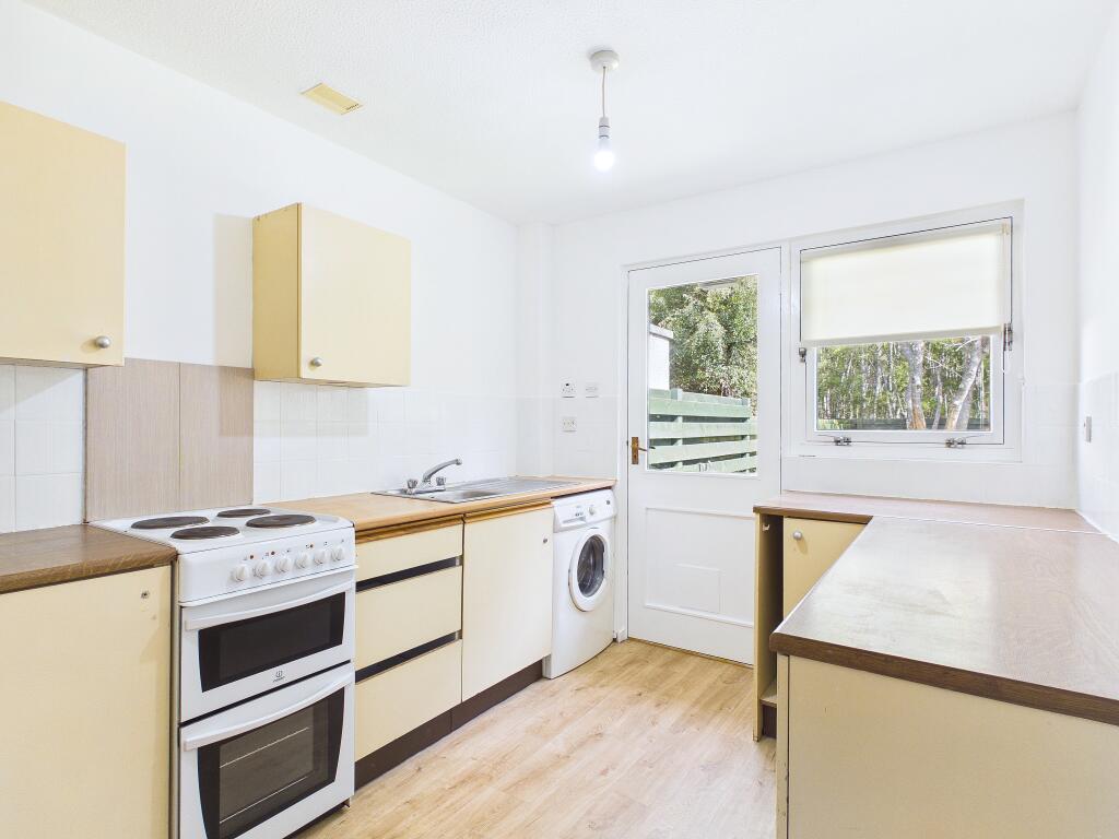 House in Perth - View 4