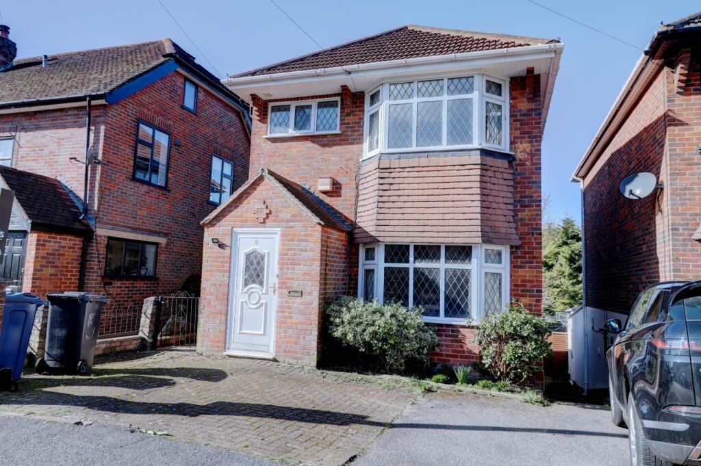 Main image of property: Hampden Road, High Wycombe, Buckinghamshire, HP13