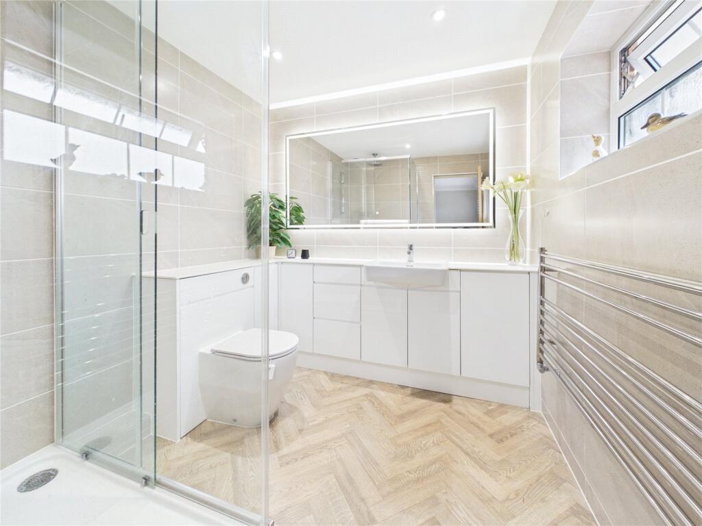 House in Basingstoke and Deane, Viables - View 5