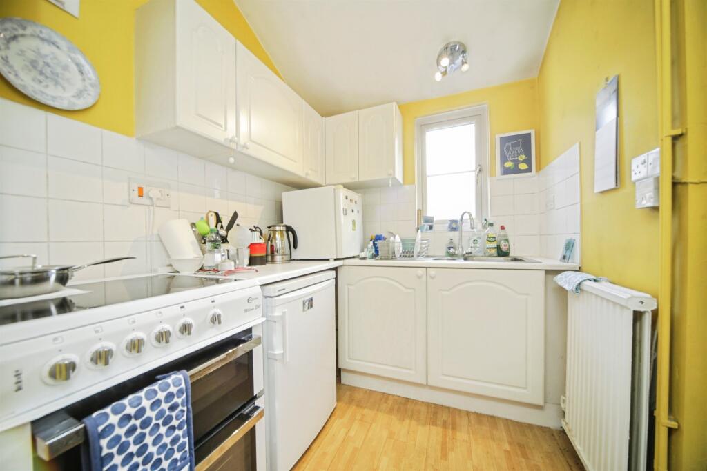 House in West Suffolk, Bury St Edmunds - More