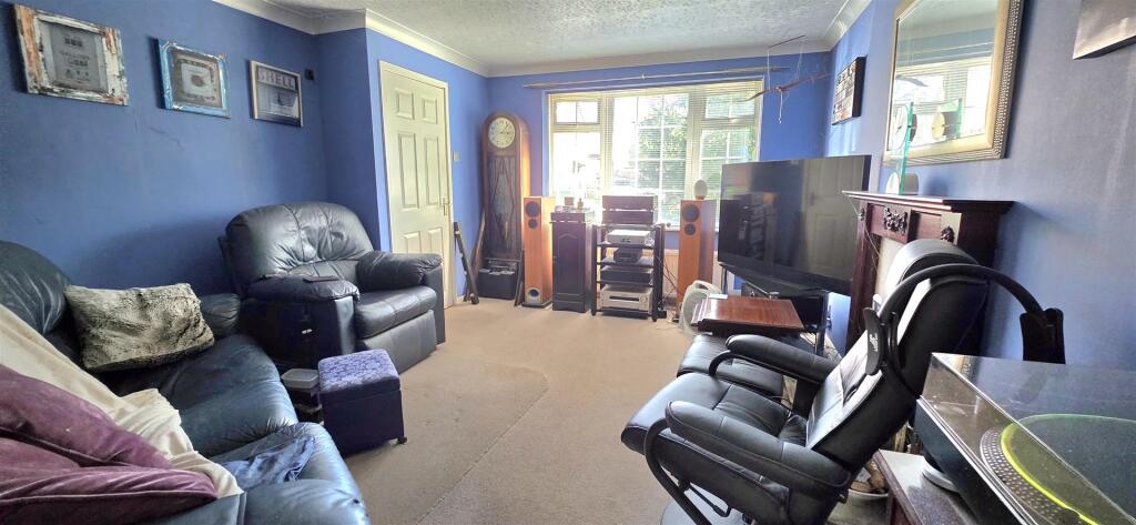 Woldgate View, Pocklington, York photo 2