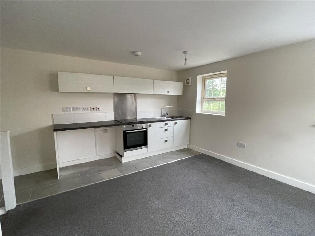 House in Doncaster, South Yorkshire - View 2