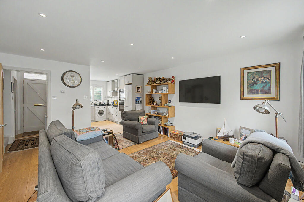 Main image of property: Heralds Place, SE11, Kennington, London, SE11
