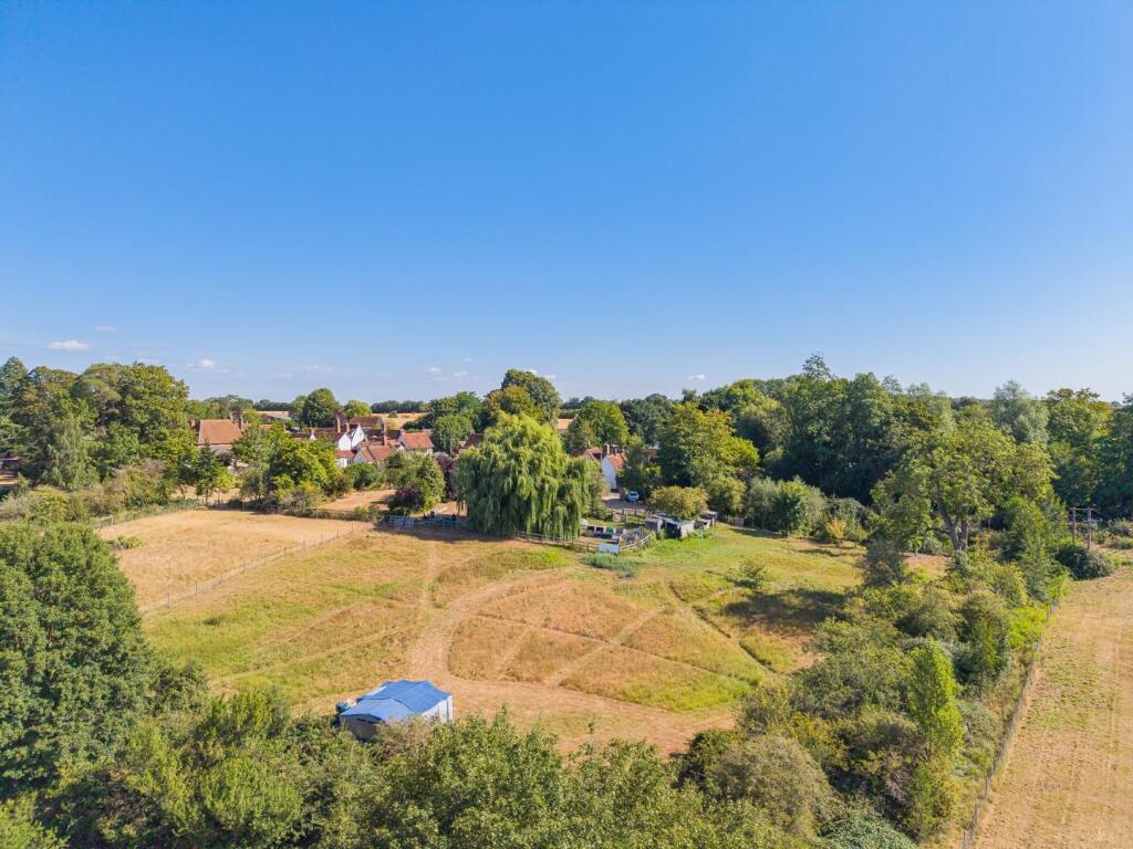 House in Uttlesford, Church End, Stebbing - View 2