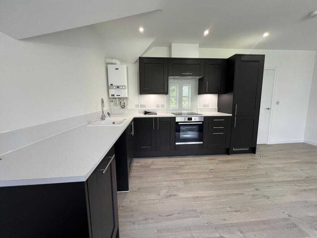 Station Road, Churchdown, GL3 photo 4