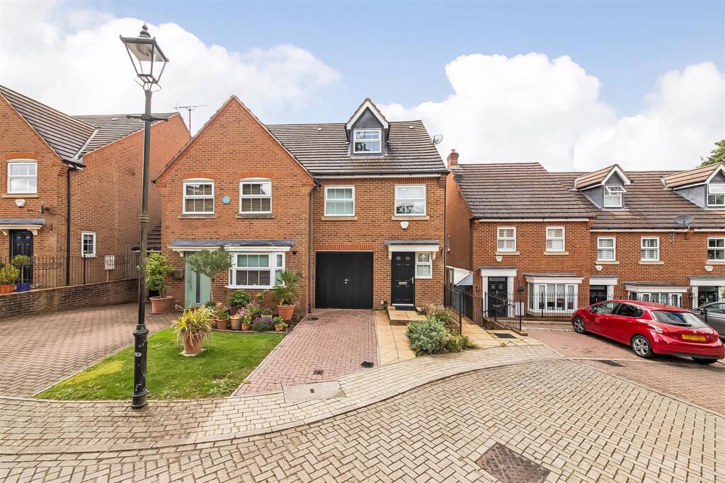 Main image of property: Newbery Close, Caterham