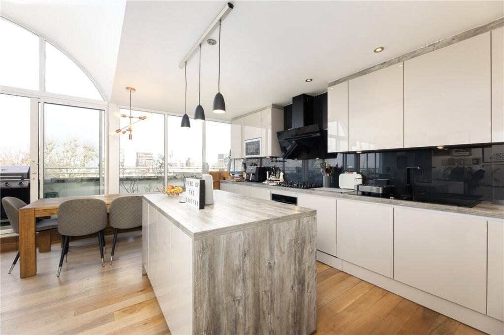 Main image of property: Carlton Drive, London, SW15