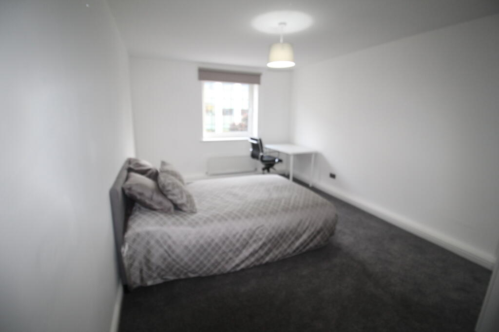 Main image of property: Flat 43, 205 Clarendon Road, Leeds, LS2 9DU