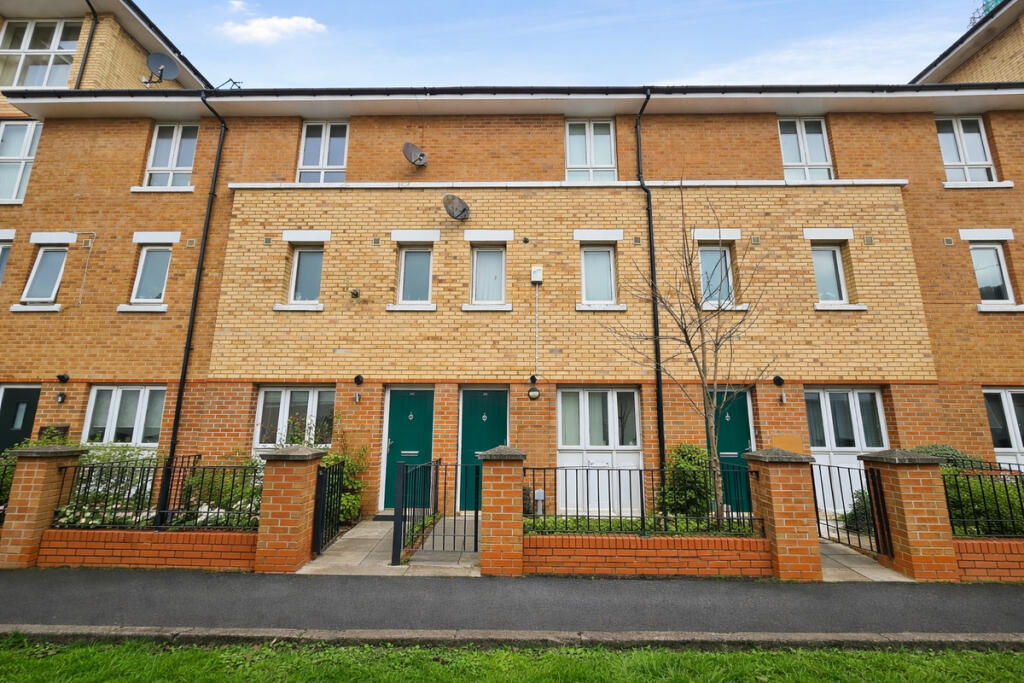 Main image of property: Golders Green, Liverpool, L7