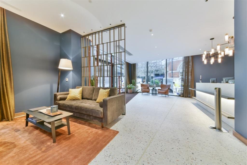 Apartment in London - View 2