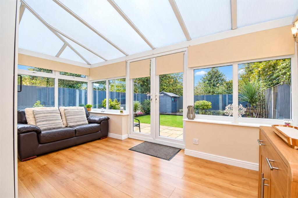 House in Chester, Ellesmere Port - View 5