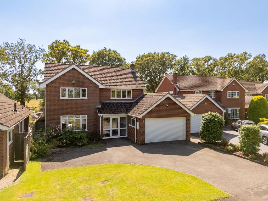 Main image of property: Arden Leys, Tanworth-in-Arden, Solihull, B94