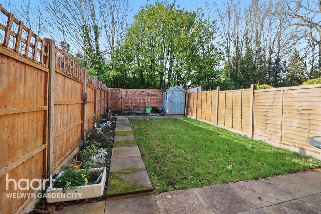 Additional image 19 of Guessens Grove, Welwyn Garden City