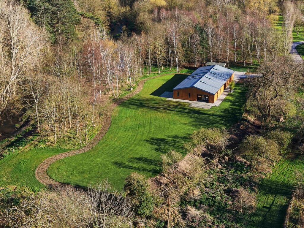 Main image of property:  Henlow, SG16