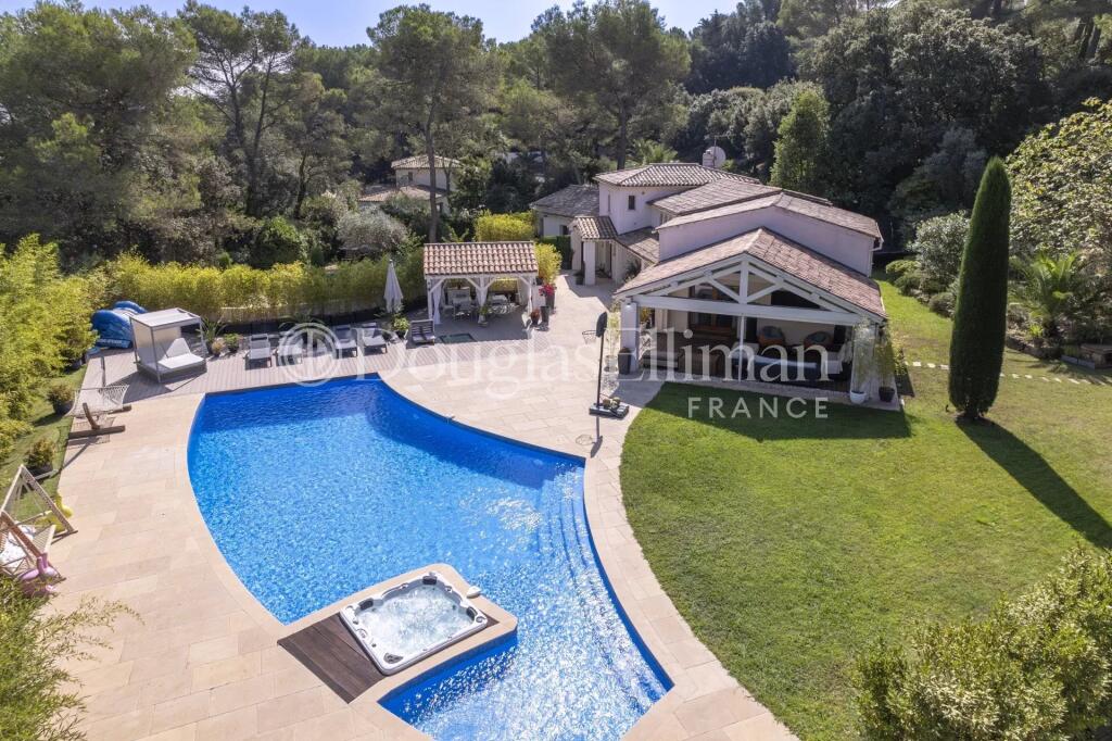 Main image of property: Provence-Alps-Cote d`Azur, Alpes-Maritimes, Mougins