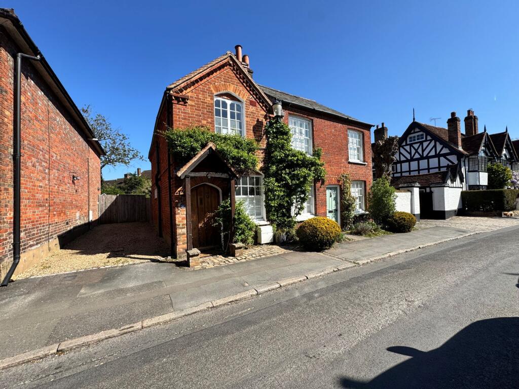 Main image of property: Church Street, Great Missenden, HP16