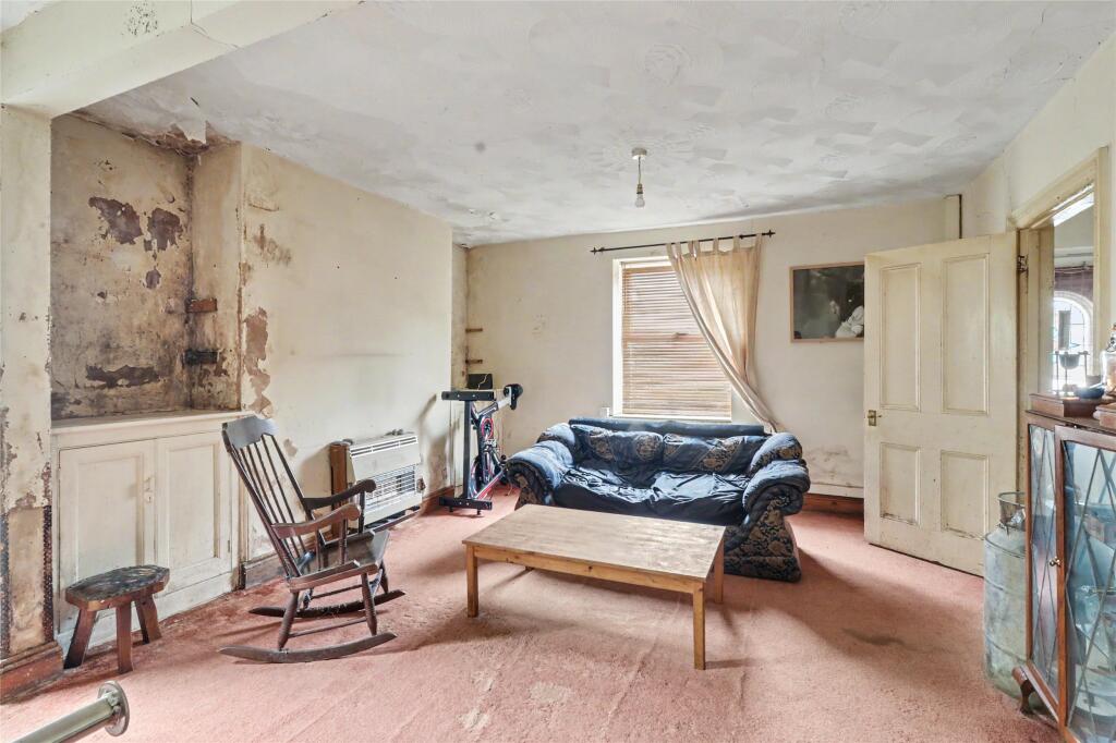 House in Exeter - View 4