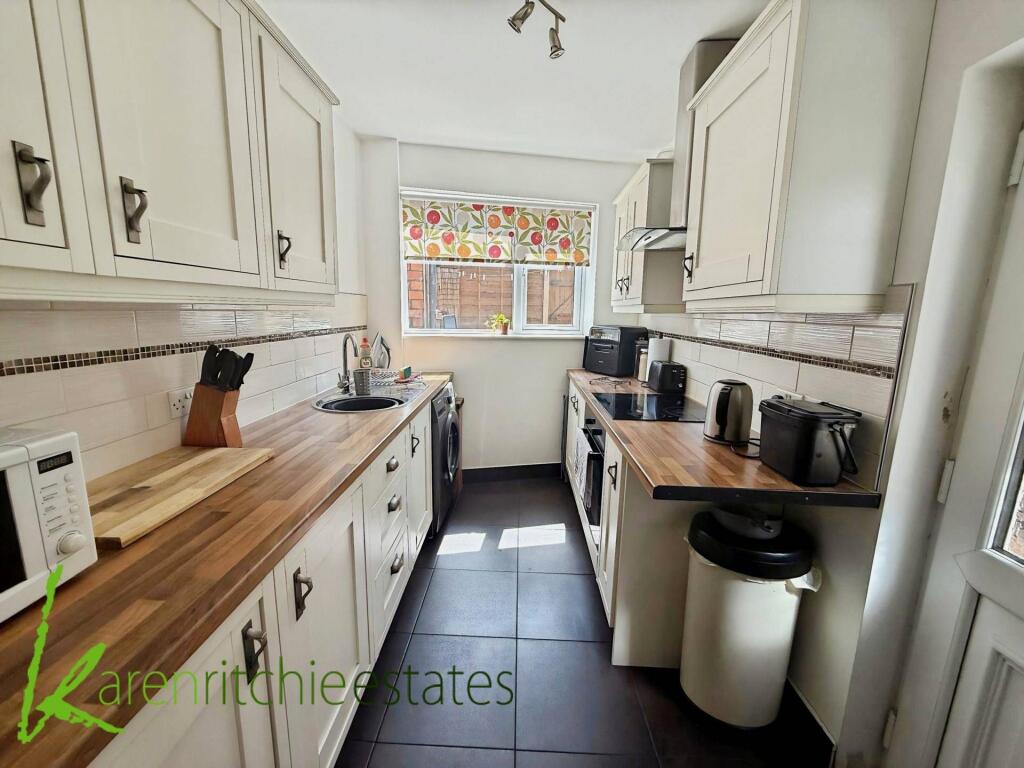 House in Bolton, Greater Manchester - View 4