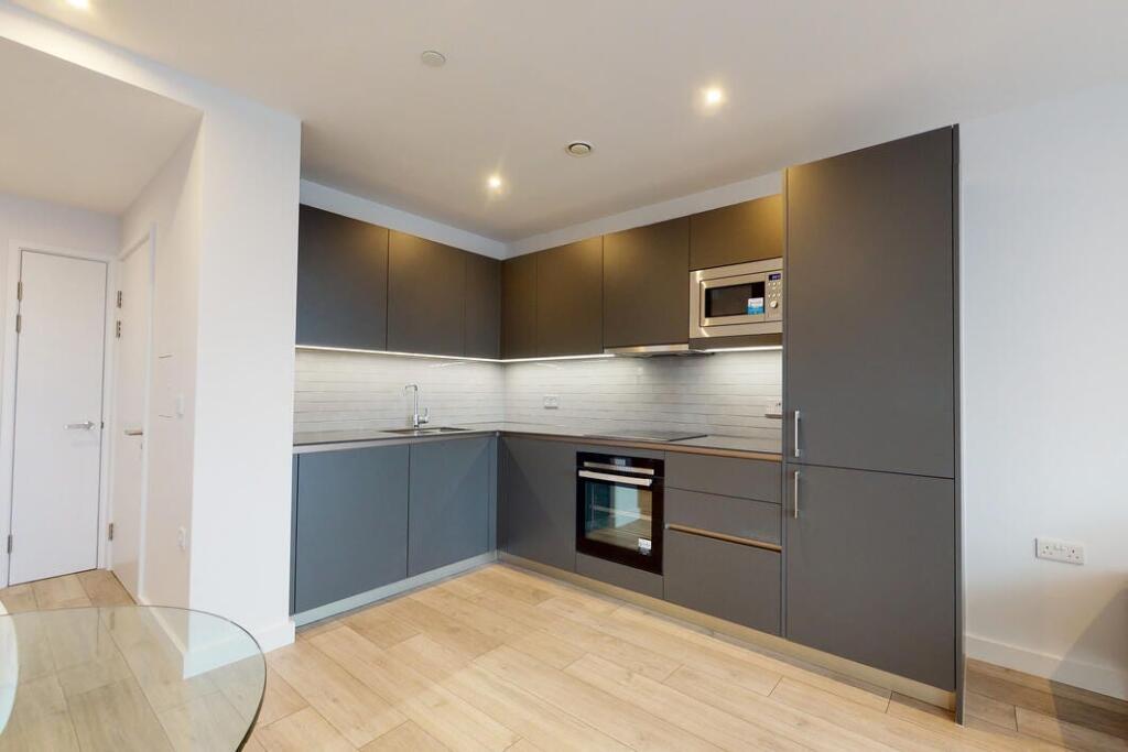 Main image of property: Park Central East