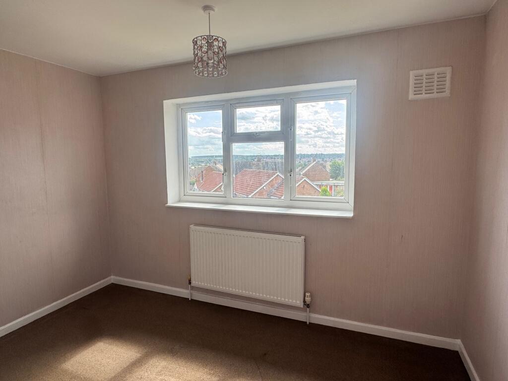 House in Worksop, Kilton - More