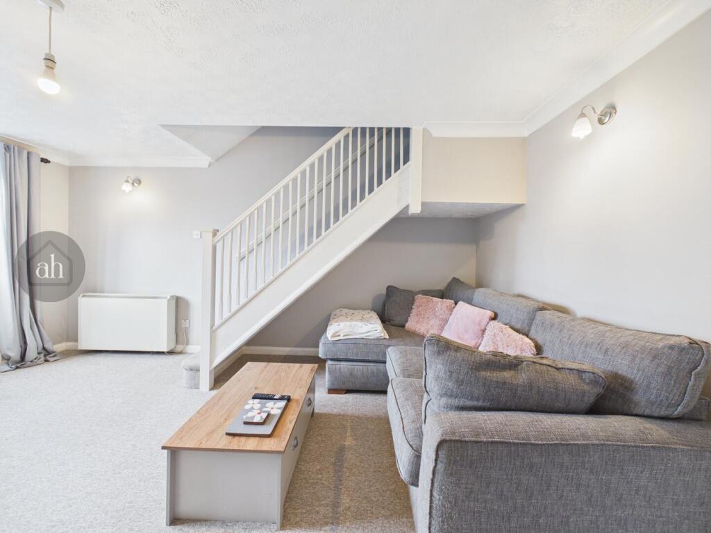 House in Ipswich - View 5