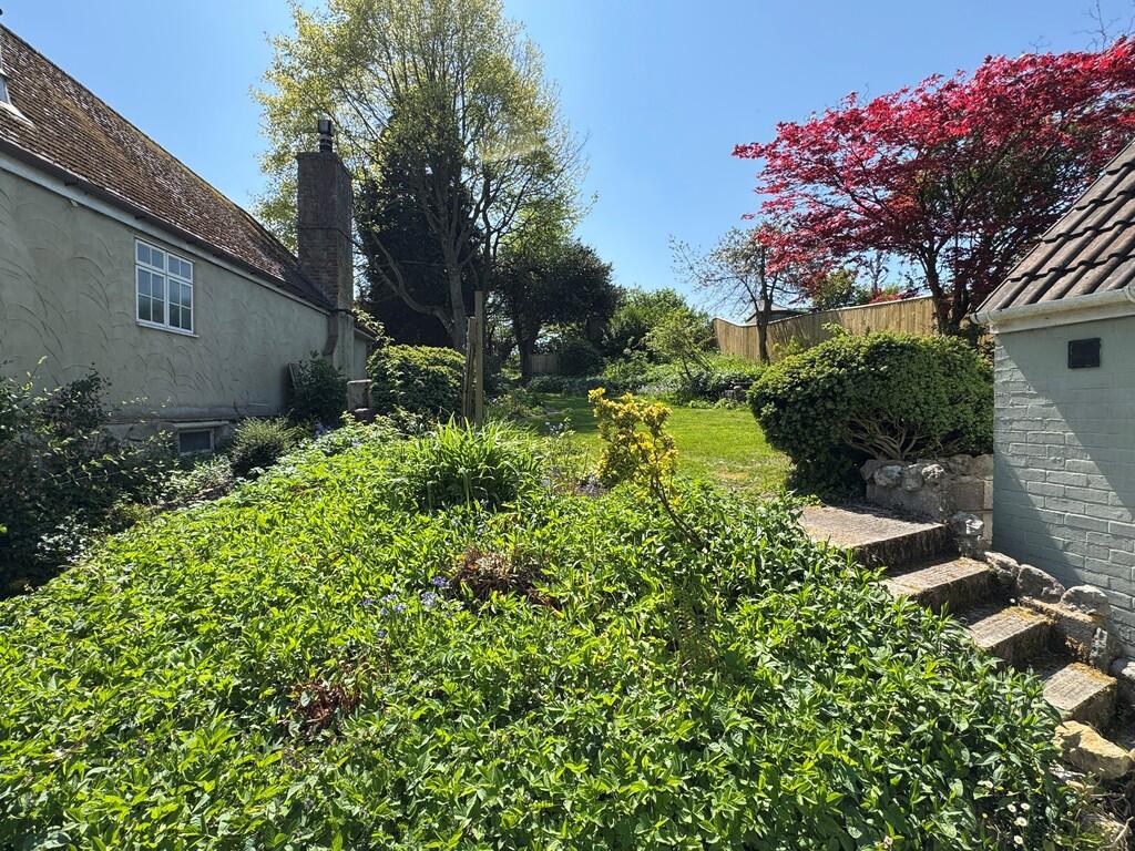 Additional image 17 of Temple, Corsley