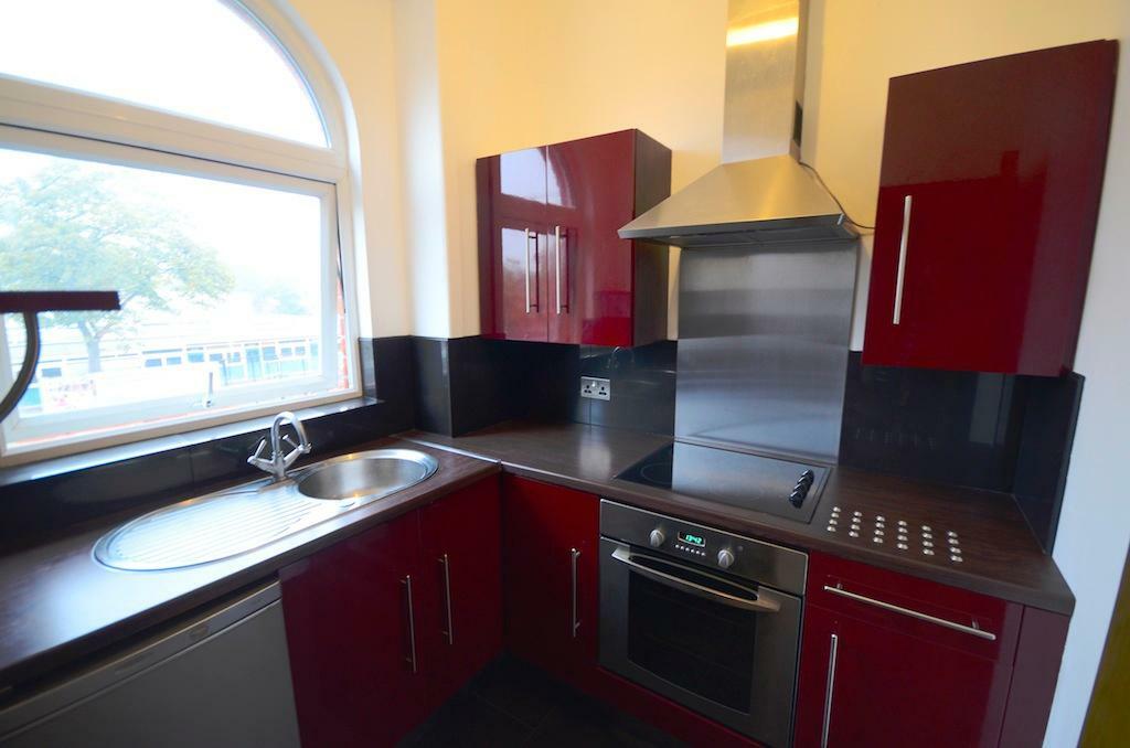 132 Dickenson Road, Rusholme, Manchester, M14 5HT photo 3