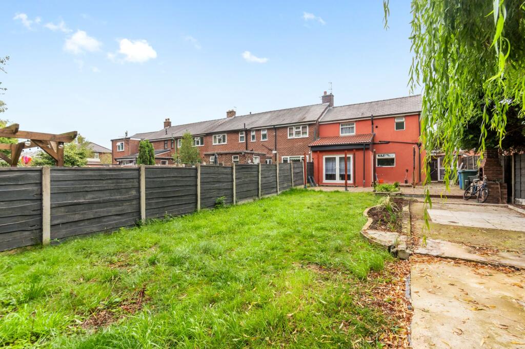 Borrowdale Avenue, Warrington, WA2 photo 2