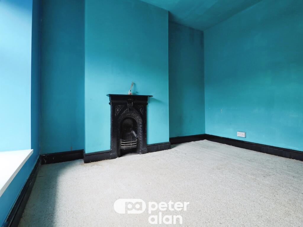 House in Cardiff, Maesteg - View 5