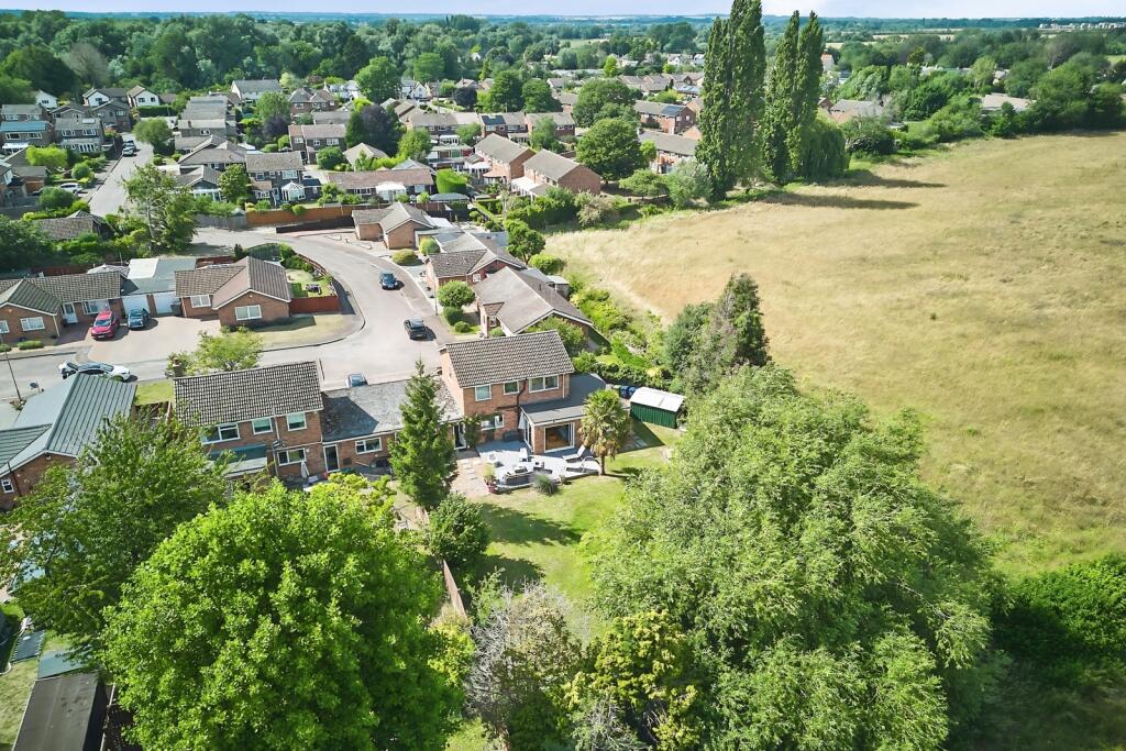 Willow Way, Hauxton, Cambridge, Cambridgeshire, CB22 photo 2