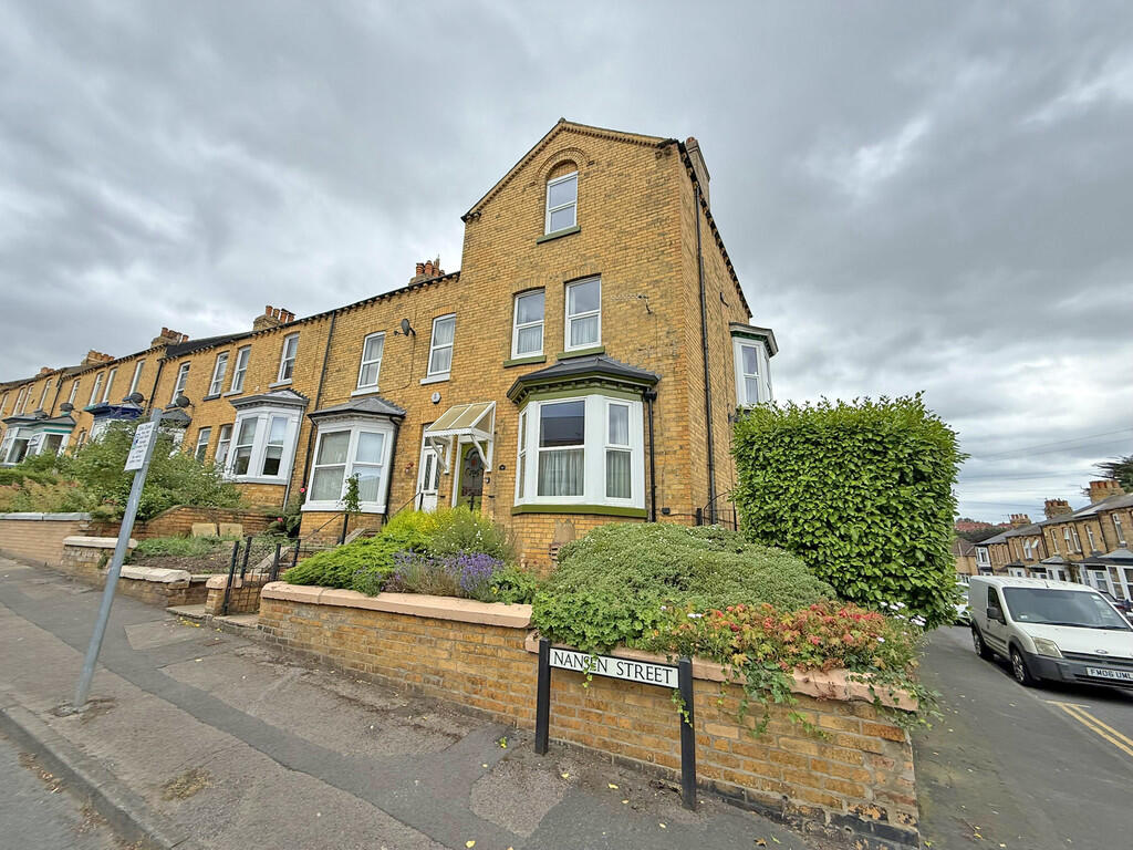 Main image of property: 43 Nansen Street