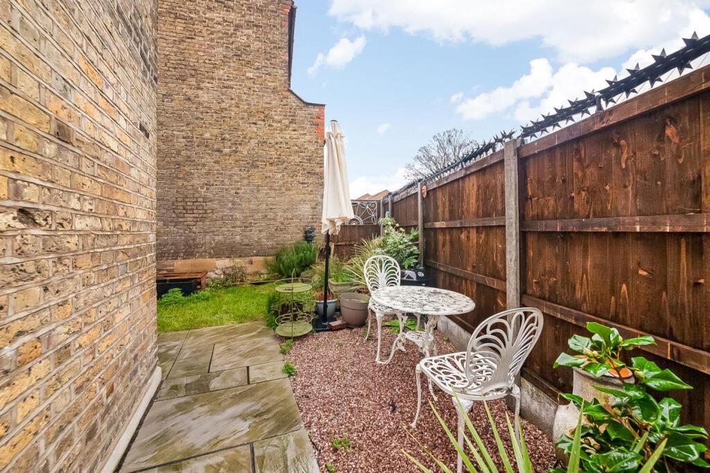 House in London - More