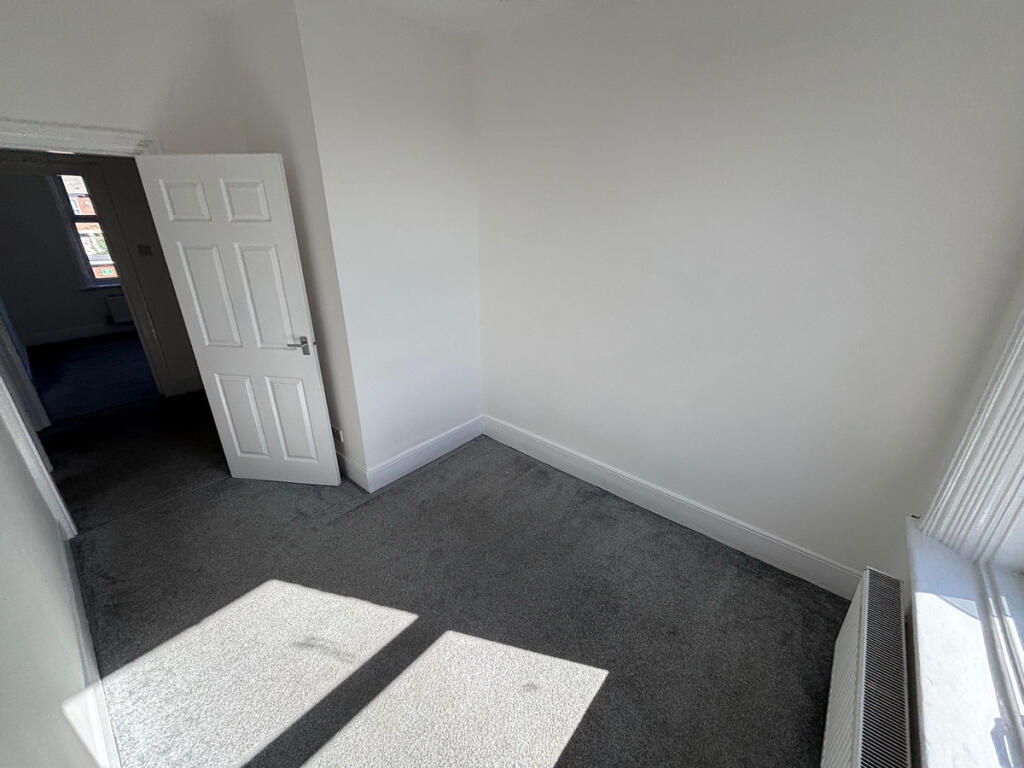 Apartment in Newcastle upon Tyne - View 5