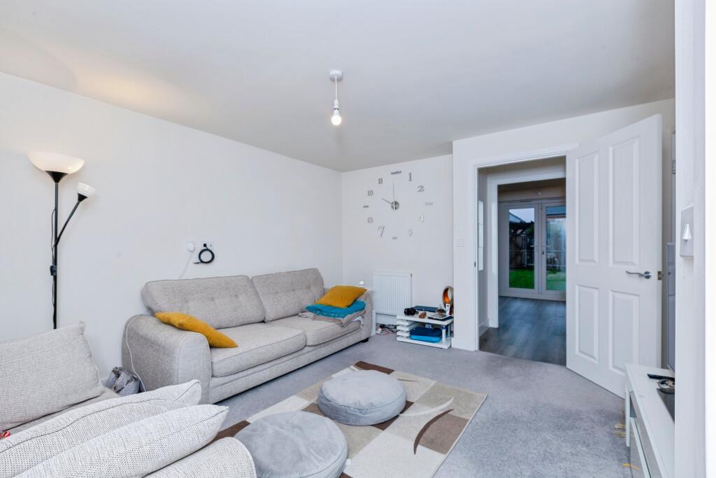 Inver Road, Leicester, LE19 photo 2